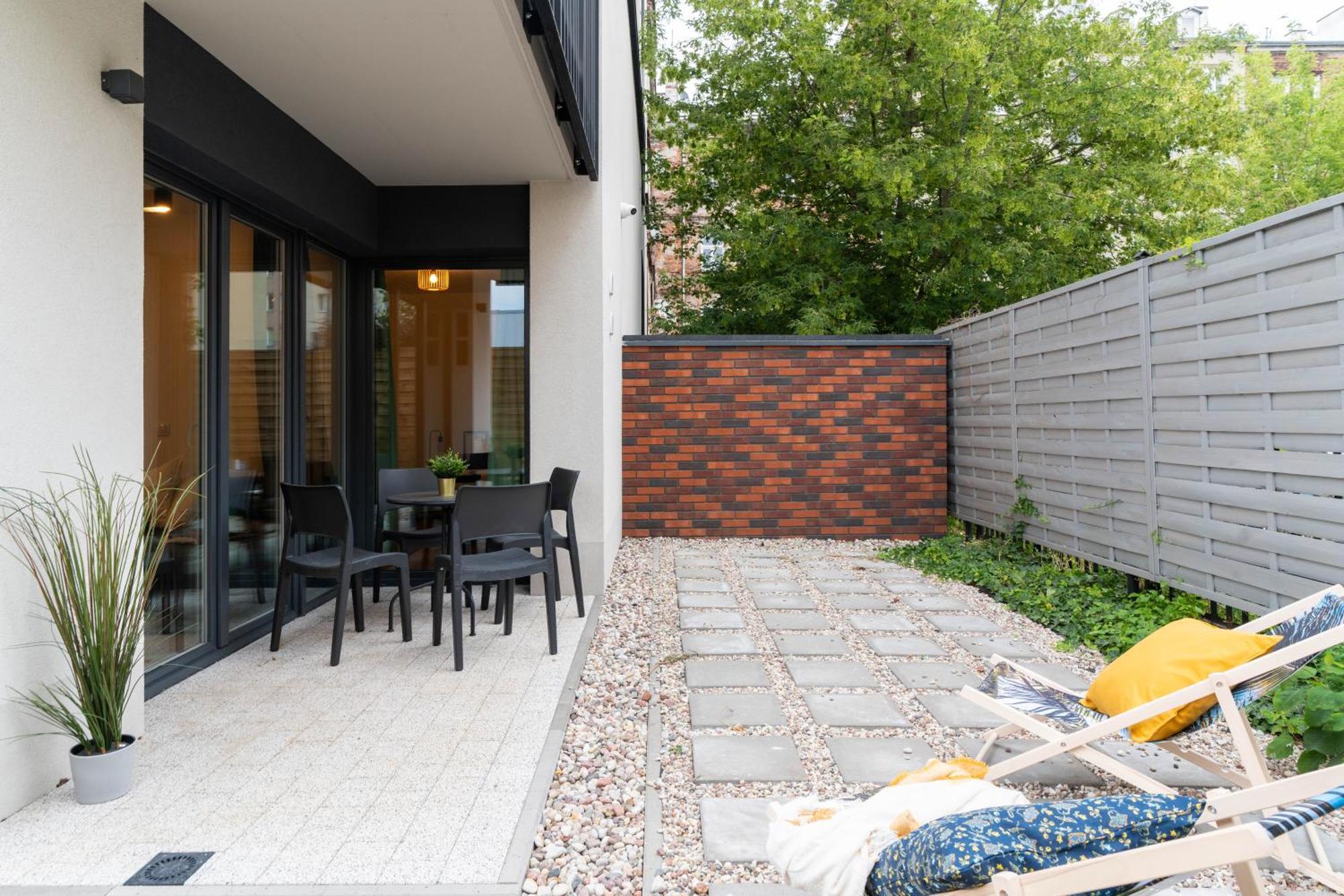 Lineburg Villa Apartments Warszawa Exteriör bild